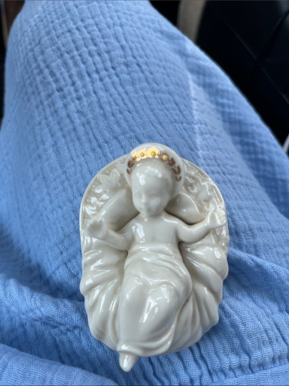 LenoxPorcelain Baby Jesus Figurine with Gold Halo - White Rare vintage